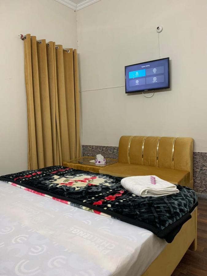 Eden Plus Executive Hotel Lahore Ngoại thất bức ảnh