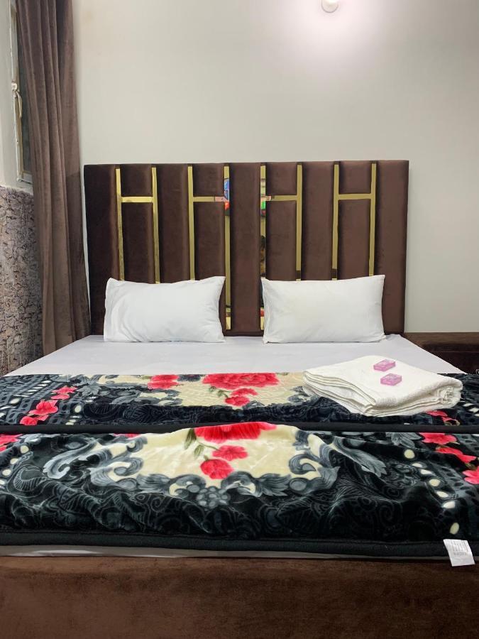 Eden Plus Executive Hotel Lahore Ngoại thất bức ảnh