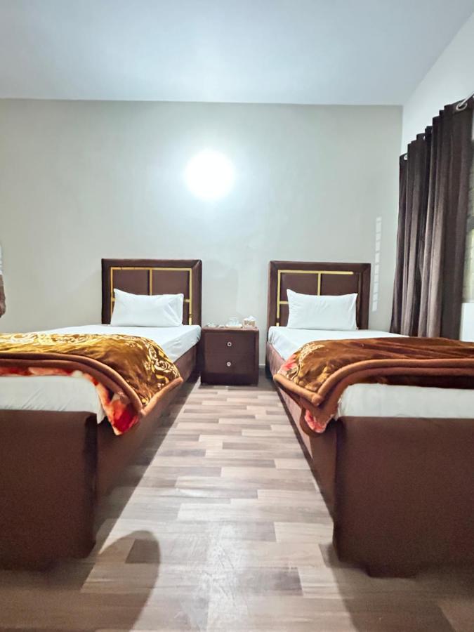 Eden Plus Executive Hotel Lahore Ngoại thất bức ảnh